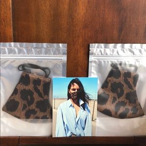 ❗️SOLD❗️Artipoppe leopard print face mask